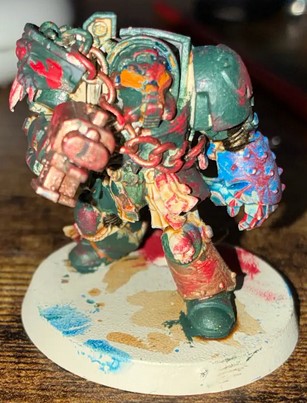 kitbashed terminator with blightlord sholder pad